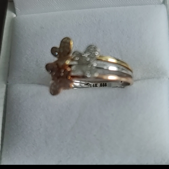 Gold 14k Butterfly Diamond Ring - Picture 2 of 8